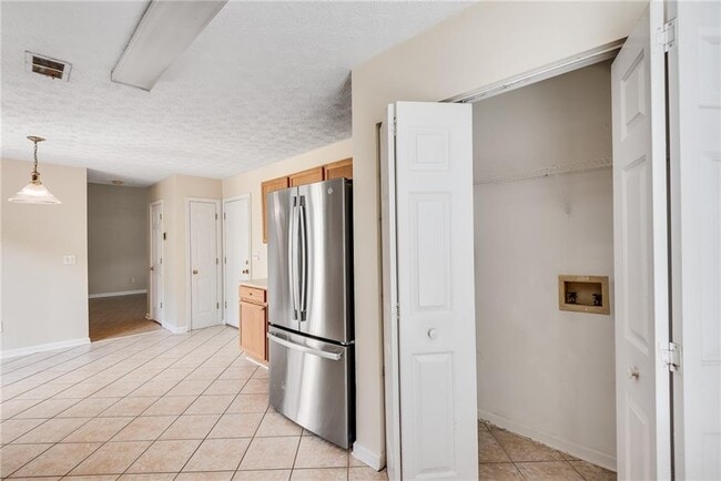 Building Photo - 3174 Benthollow Ln