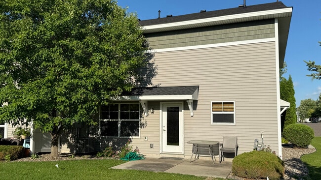 Building Photo - 15726 60th Ave N