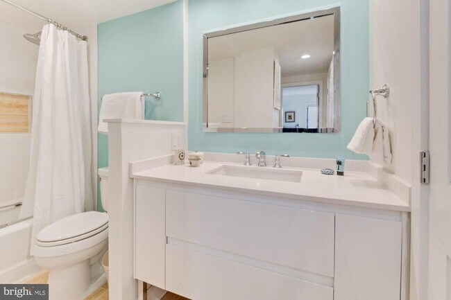 Building Photo - 1080 Wisconsin Ave NW