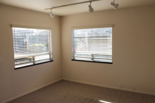 Building Photo - Cayucos Beach House