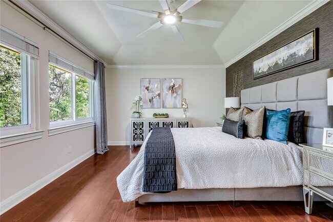 Building Photo - 5605 Creek Meadows Cove
