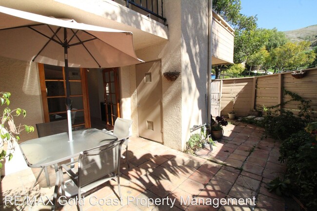 Building Photo - 2 br, 2 bath House - 707 Seneca St. Unit A1