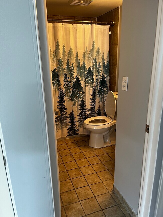 Building Photo - Rangeline