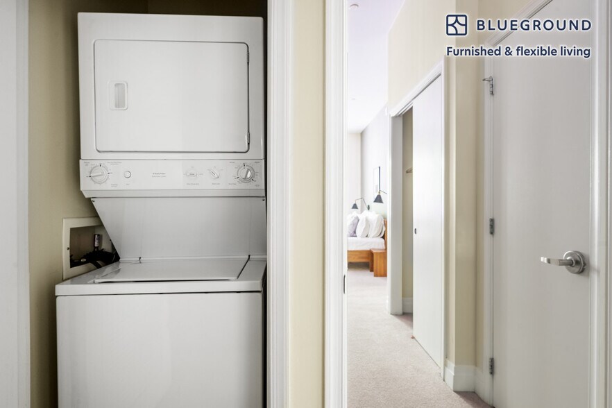 Building Photo - 2221 I St NW