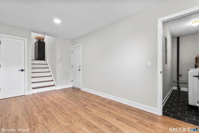 Building Photo - 63 Myano Ln