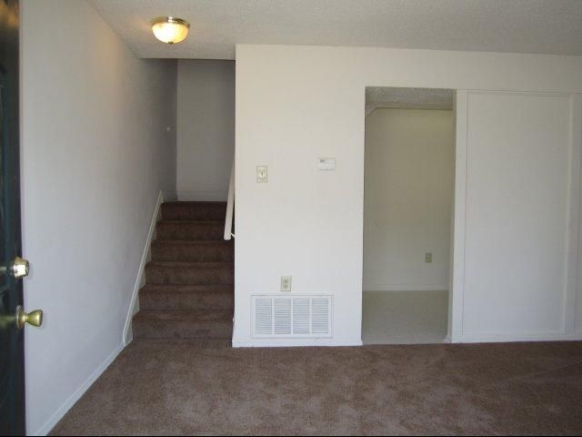 Building Photo - 2100 Afton Ave