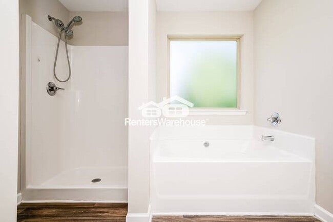 Building Photo - Beautiful 4/3 McDonough Home!