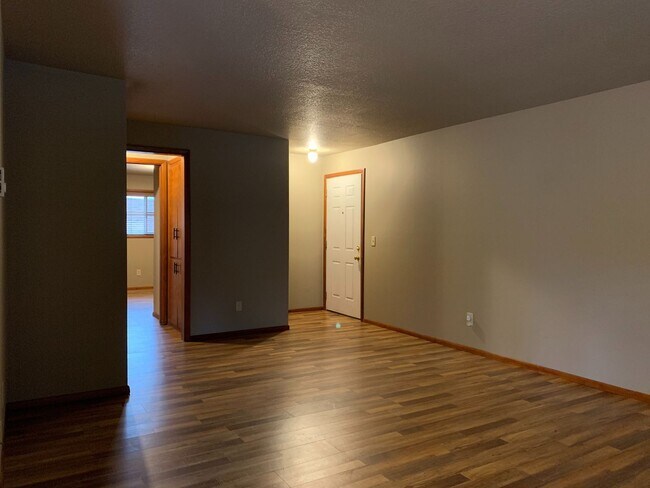 Building Photo - TFSC-A400