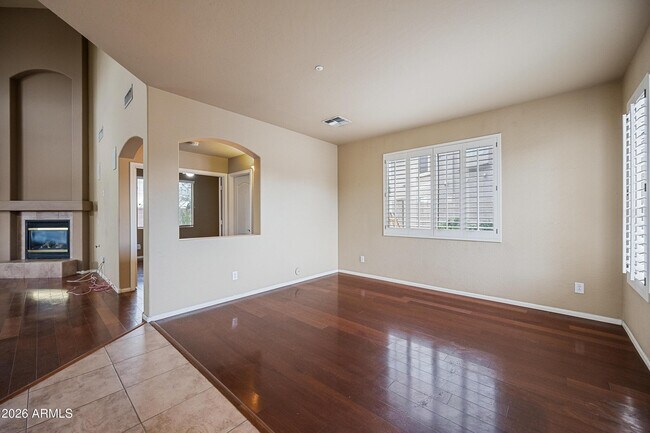 Building Photo - 16275 N 98th Pl
