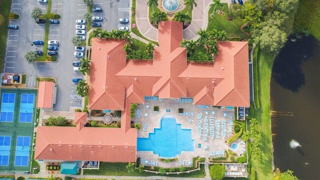 Building Photo - 5058 Glenville Dr