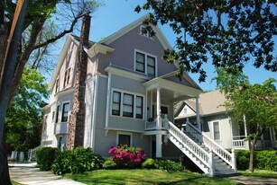 Building Photo - 530 10th St