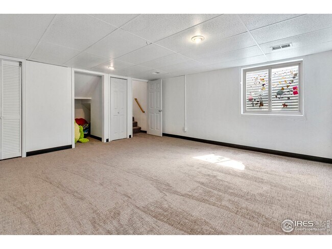 Building Photo - 678 Eagle Dr