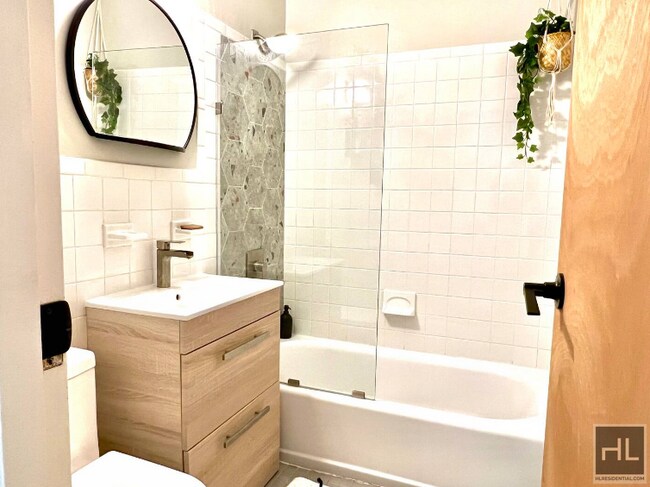 Building Photo - Short Term to Mid-Term Lease - Newly Renov...