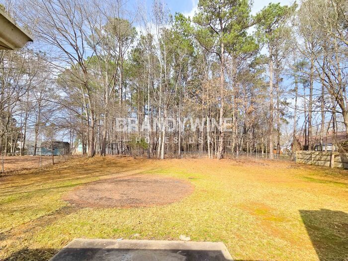 Building Photo - 2900 Rosecommons Dr