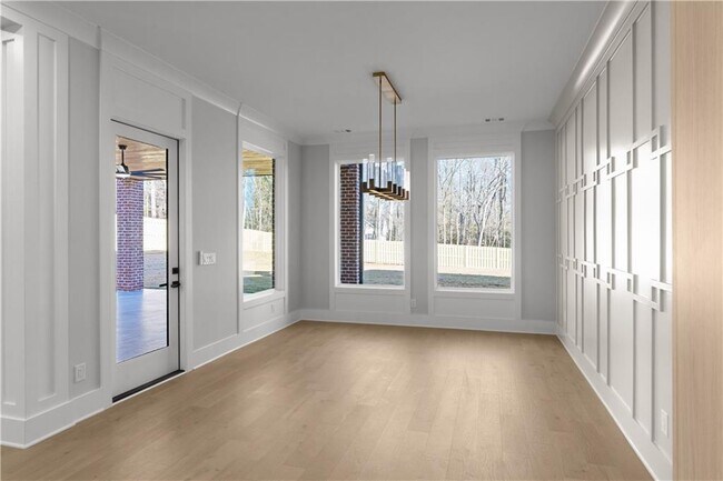 Building Photo - 407 Buford