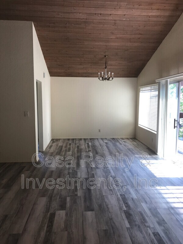 Building Photo - 2112.5 Pullman Ln