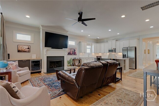 Building Photo - 3530 Greenleffe Dr