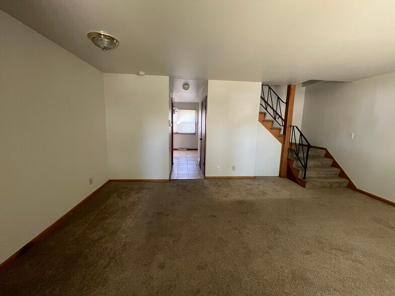 Building Photo - 3856 S 83rd St