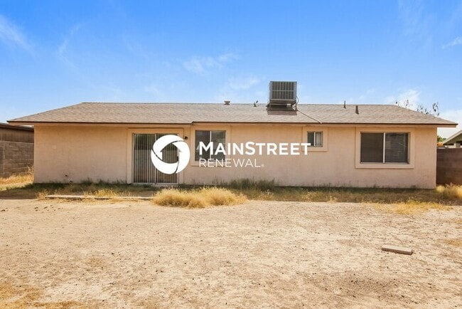 Building Photo - 3 Bedroom Pet-Friendly Home in Phoenix, AZ...