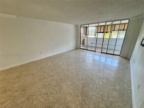 Building Photo - 6861 SW 147th Ave