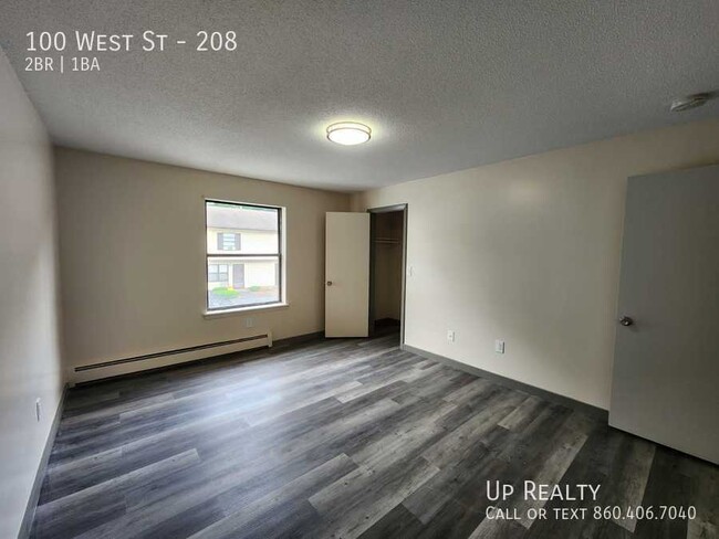 Building Photo - Gorgeous 2BD TH in Vernon!