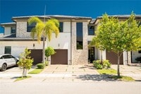 Building Photo - 15785 NW 91st Ct