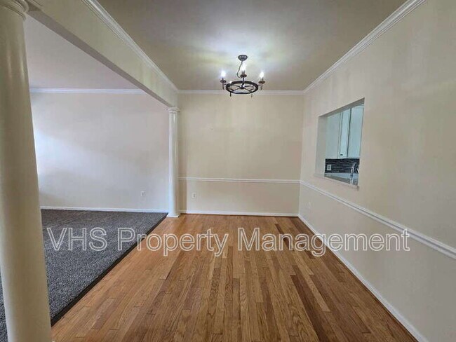 Building Photo - 6186 Library Ln