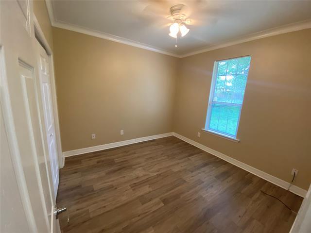 Building Photo - 2511 Fernwood Ave