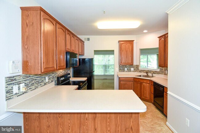 Building Photo - 15511 Kennett Square Way