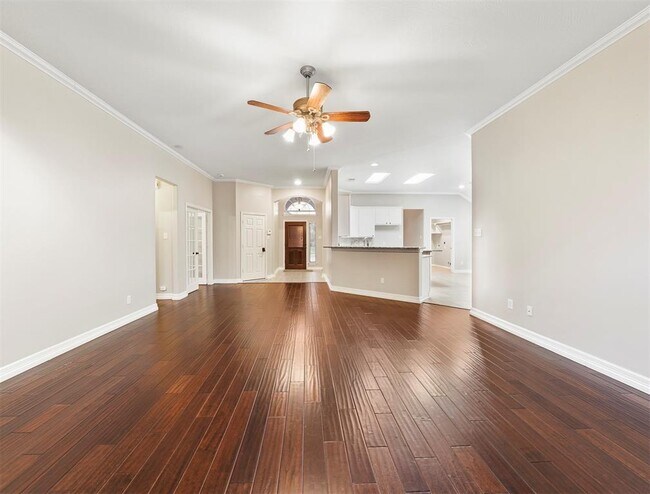 Building Photo - 18419 Wolf Creek Tr
