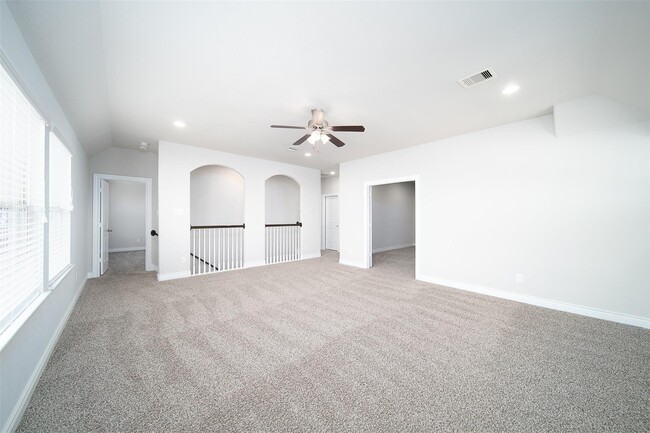 Building Photo - 13927 Manobrook Ct