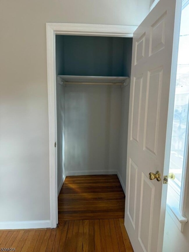 Building Photo - 507 Bloomfield Ave