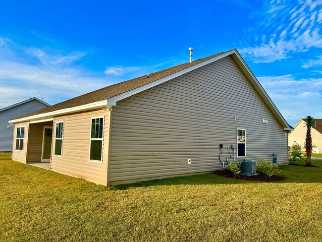 Building Photo - 232 Sage Cir
