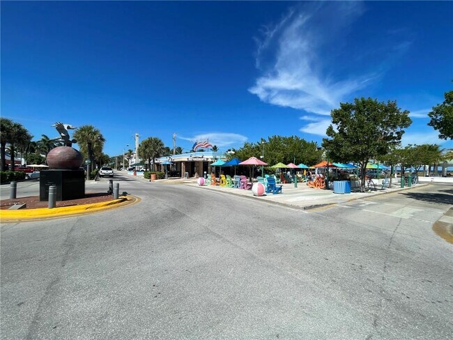 Building Photo - 5200 N Ocean Blvd