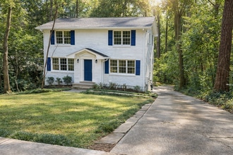 Building Photo - 1127 Clifton Rd N E