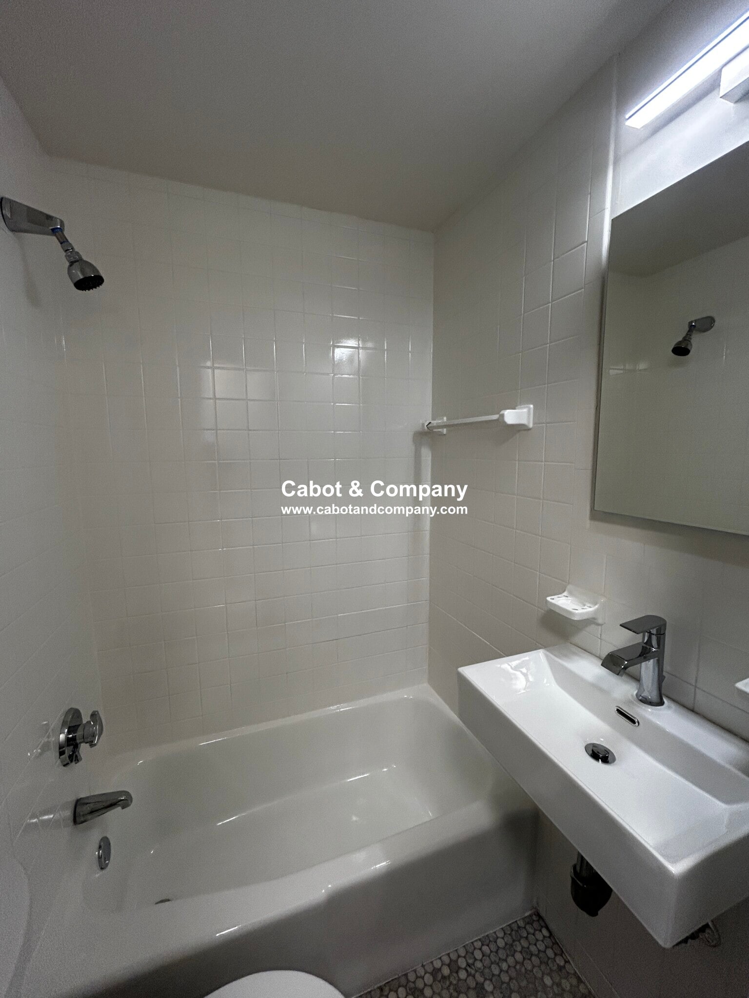 Building Photo - 229 Beacon St