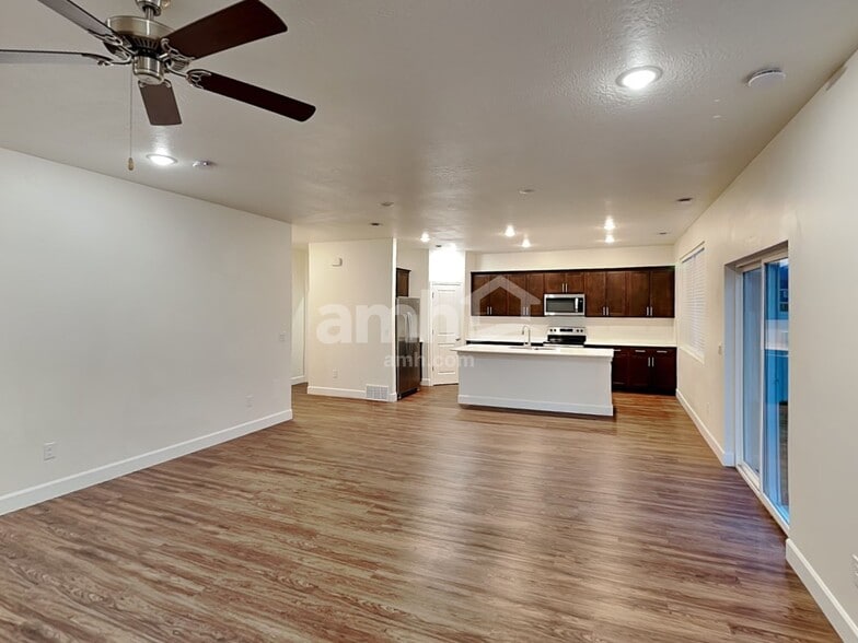 Building Photo - 231 Allen Ln