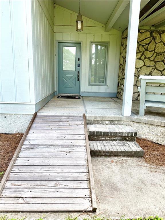 Building Photo - 28 Pine Forest Dr W