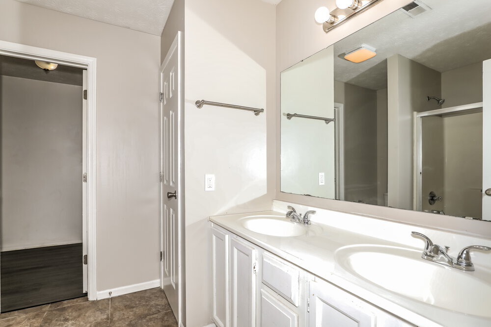 Building Photo - 1947 Mare Ave