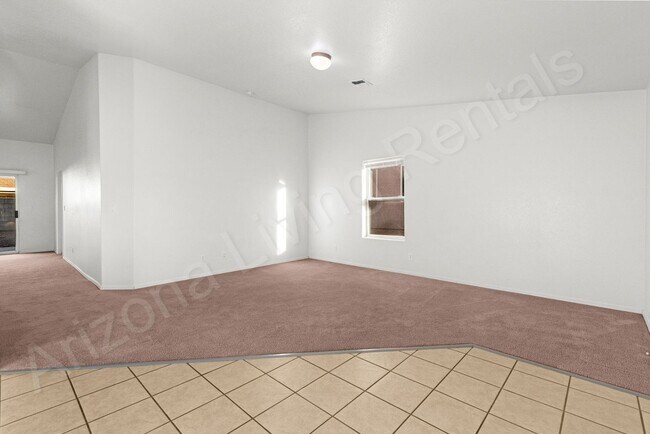 Building Photo - CHARMING CURB APPEAL