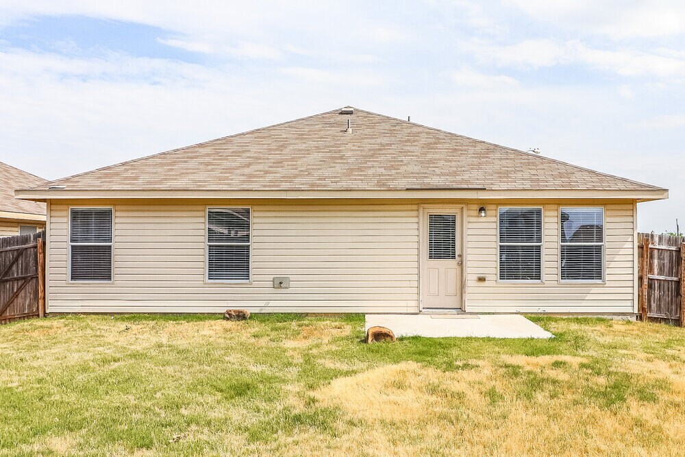Building Photo - 801 San Miguel Trail