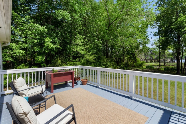 Building Photo - 107 Sandpiper Ct