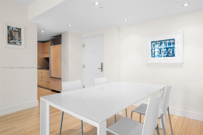 Building Photo - 6801 Collins Ave