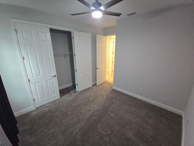 Building Photo - 3/2 Home in Lithia ****MOVE-IN SPECIAL, $500 OFF 2ND MONTHS RENT!!****