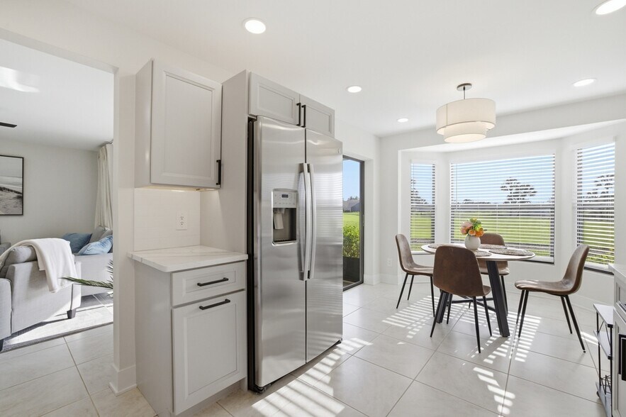Building Photo - 12521 Kelly Sands Way