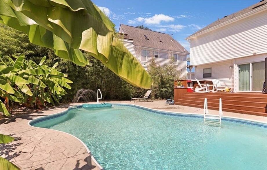 Building Photo - 404 Grace Ave