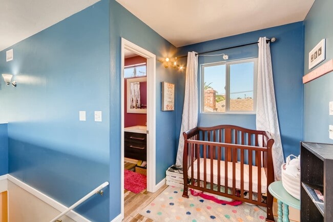 Building Photo - !!!MOVE IN SPECIAL - 50% off !!! Upgraded ...