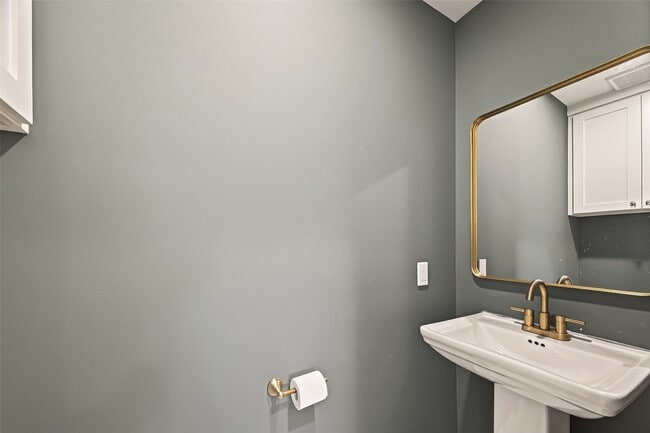 Building Photo - 9242 Autauga St