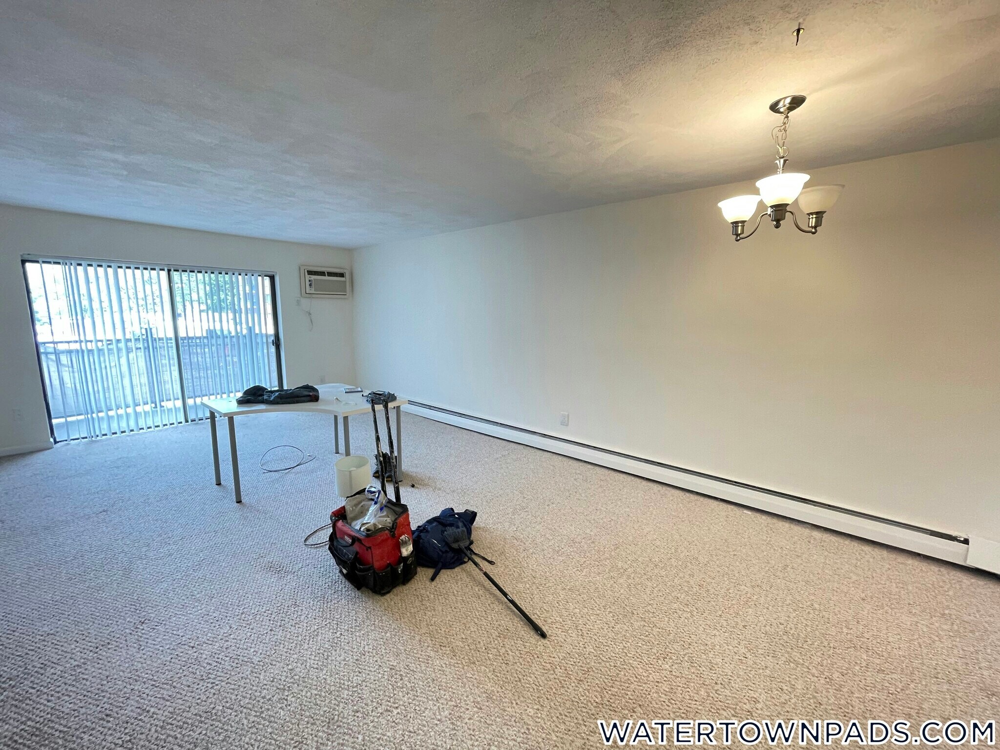 Building Photo - 24 Whites Ave