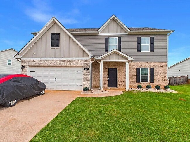 Building Photo - 3335 Bridgewood Dr